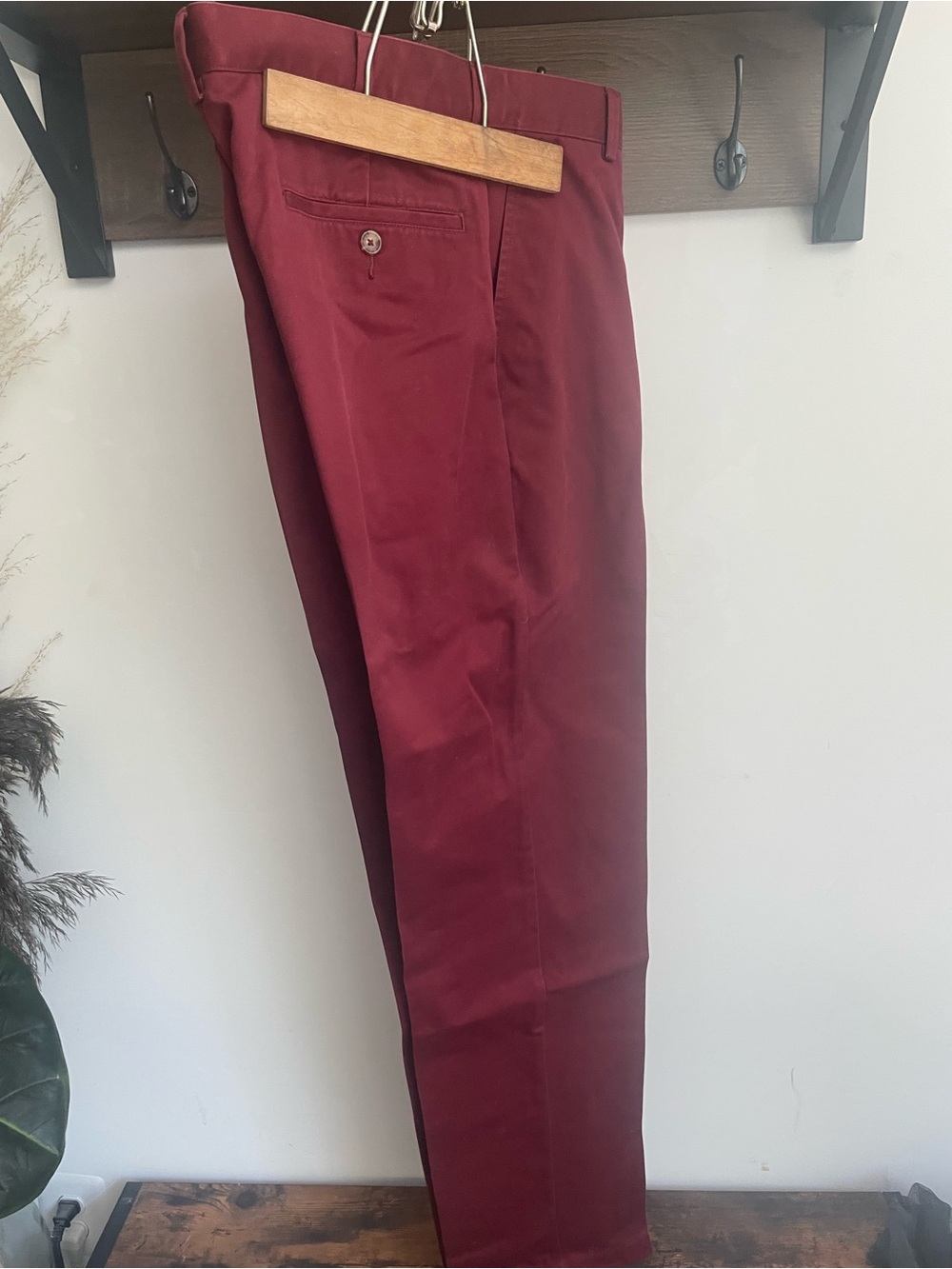 Jos. A. Bank Men's Burgundy Chinos 32x32